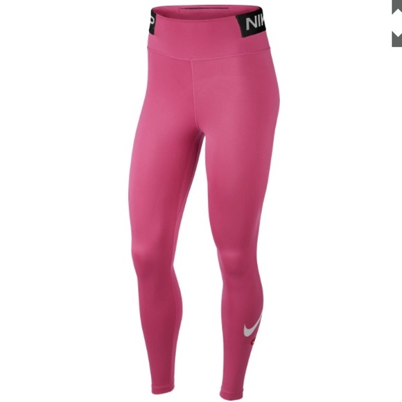 bright pink nike leggings